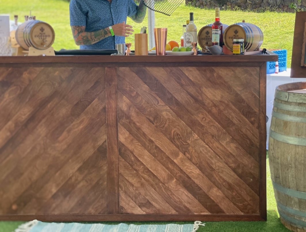  Wood Bar